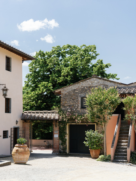 Borgo I Vicelli villa exterior during Tuscany wedding weekend