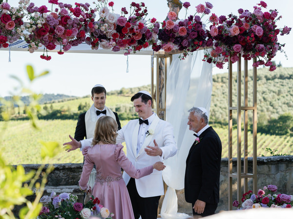 Jewish wedding ceremony at Villa Corsini, Florence destination wedding in Tuscany.
