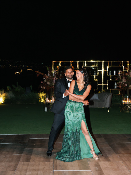 Romantic first dance moment at Island Resort the Residence Athens Riviera