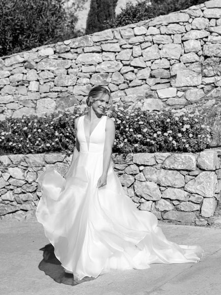 Elegant bridal portrait at Aria Estate in the Peloponnese