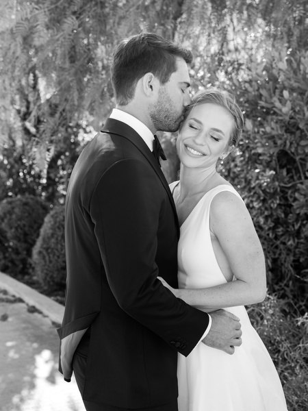 Black-and-white couple portrait at Aria Estate wedding venue
