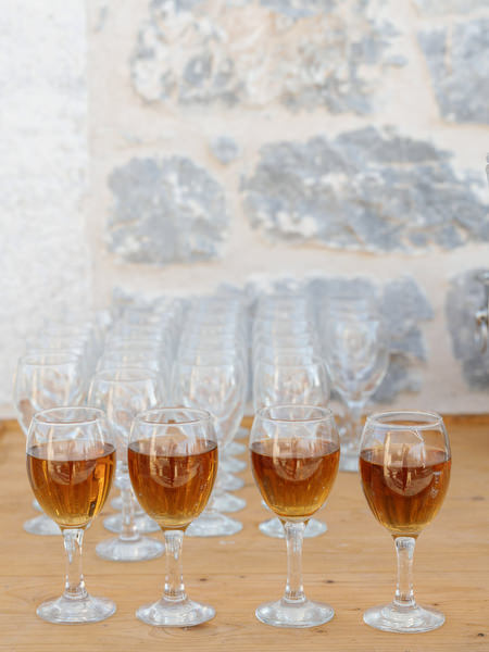 Wedding cocktail drinks served at Aria Estate in Greece