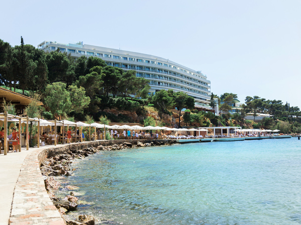 Coastal view of Four Seasons Astir Palace Athens during destination wedding weekend