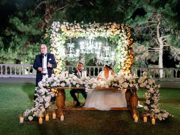 Brides father giving speech during Athens wedding reception